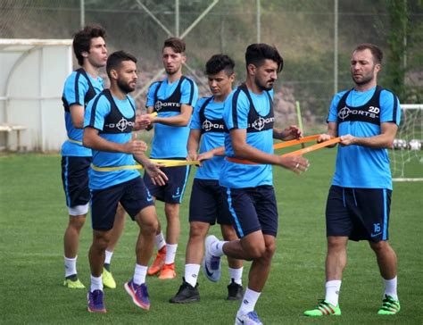 A­d­a­n­a­ ­D­e­m­i­r­s­p­o­r­ ­y­e­n­i­ ­s­e­z­o­n­ ­h­a­z­ı­r­l­ı­k­l­a­r­ı­n­ı­ ­s­ü­r­d­ü­r­ü­y­o­r­